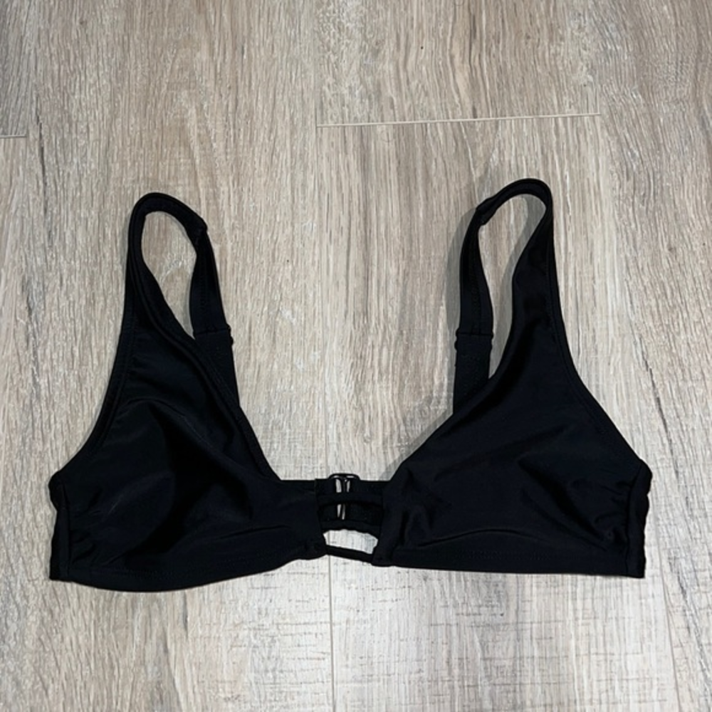 Black bikini top